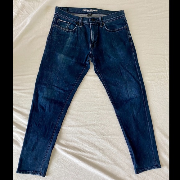 (SOLD)DKNY Men's Jeans Size 31×30 Slim - Picture 1 of 3